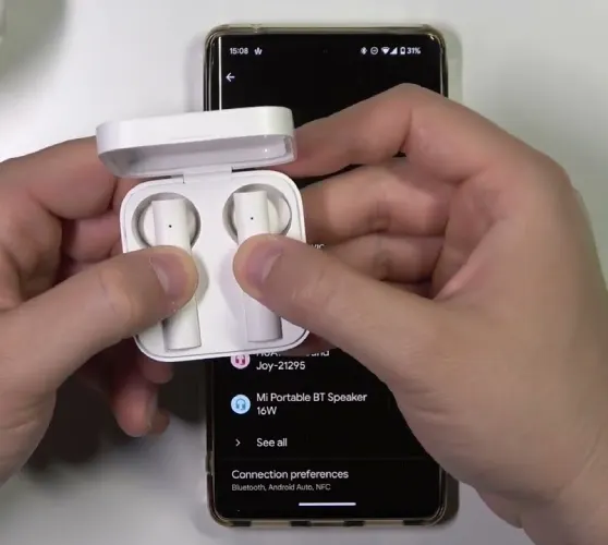 بررسی شارژ ایربادها