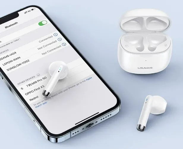 تست ایربادها روی یک دستگاه دیگر